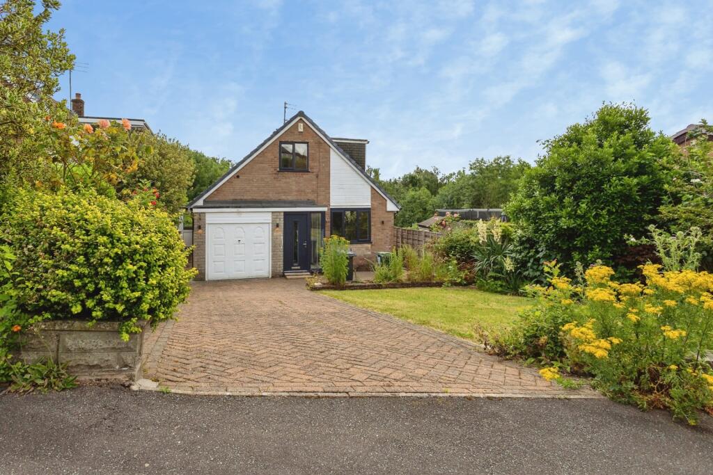 Main image of property: Green End, Denton, Manchester, Greater Manchester, M34