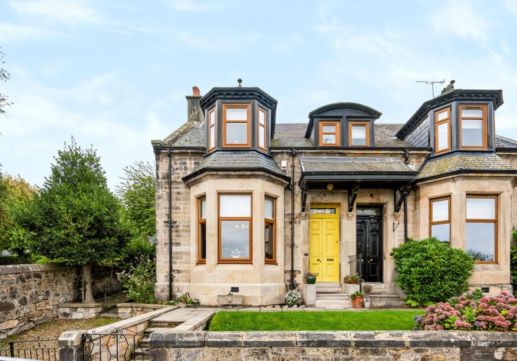 Main image of property: 26 Stewart Avenue, Bo'ness, EH51 9NL