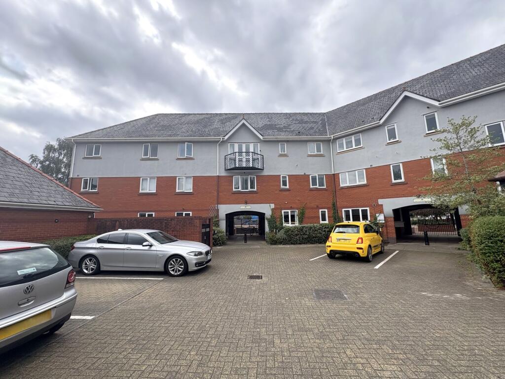 Main image of property: Vancouver Quay, Salford, M50