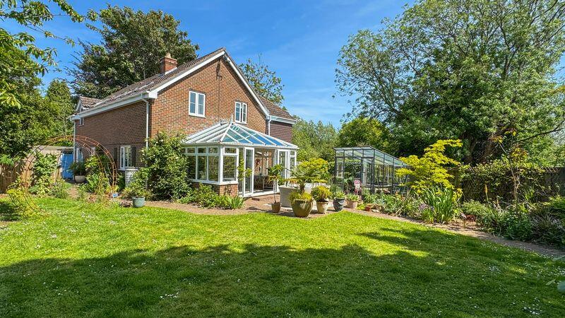 Main image of property: Bishops Waltham 