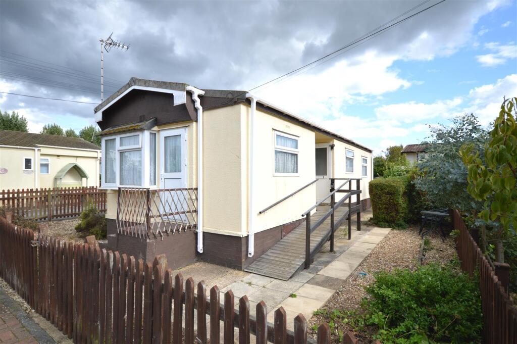 Main image of property: Woodside Park, Weldon
