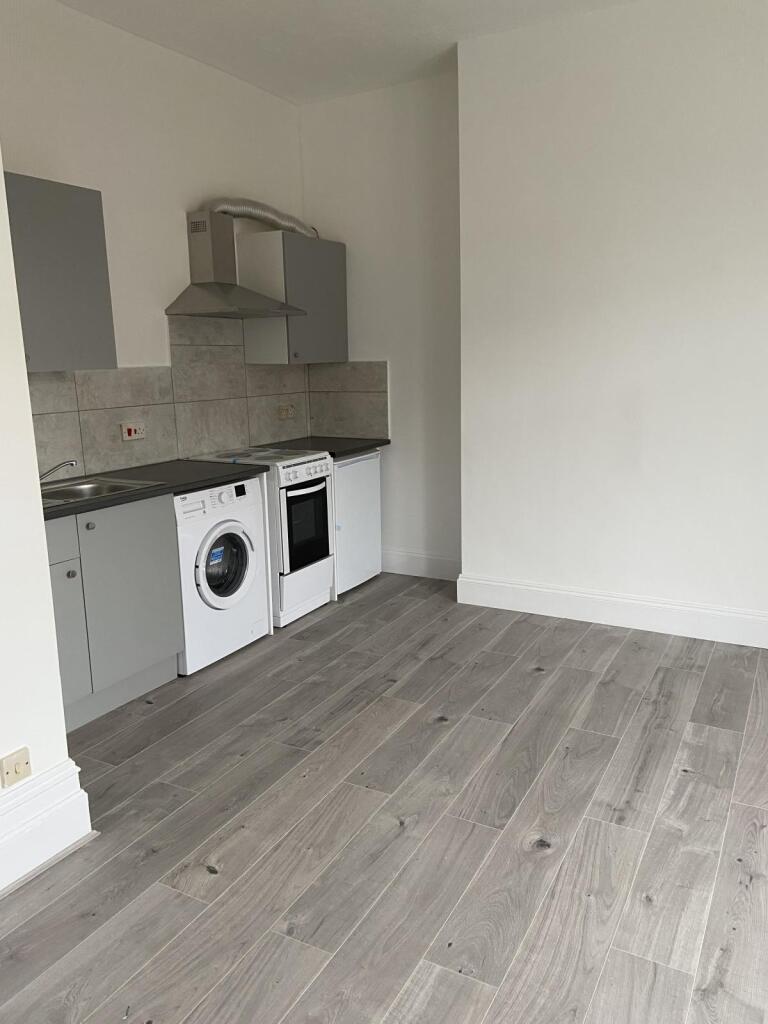Main image of property: 44 - 46 Napier Road, LU1