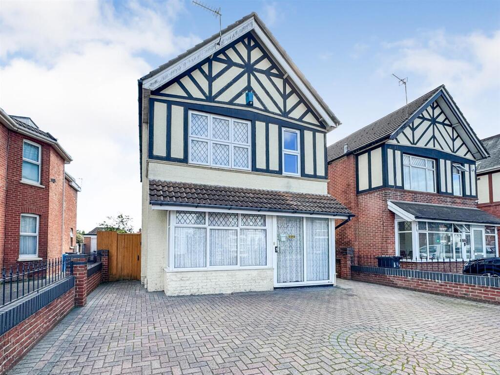 Main image of property: Ashley Road, Poole