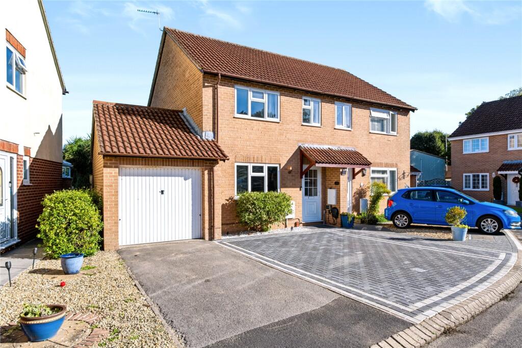 Main image of property: The Teasles, Warminster