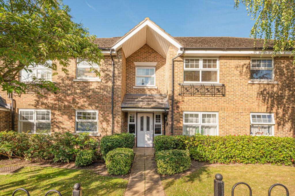 Main image of property: Lancaster Road, East Barnet, Barnet, EN4