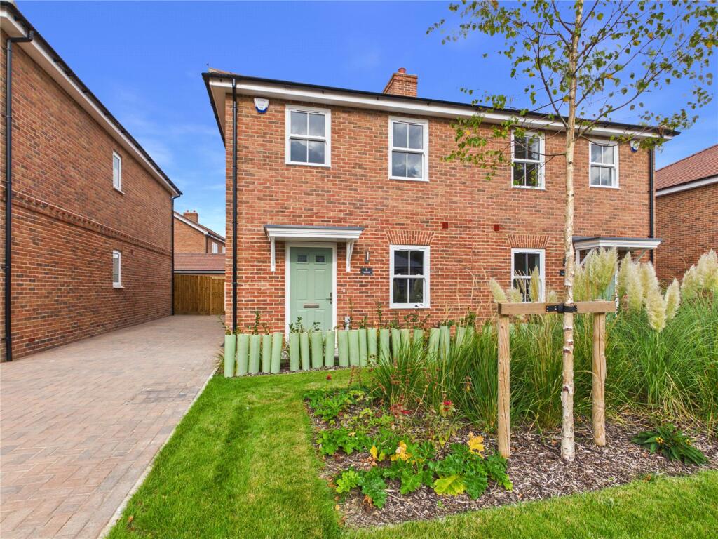 Main image of property: Small Acres, Maldon Road, Hatfield Peverel, Essex, CM3