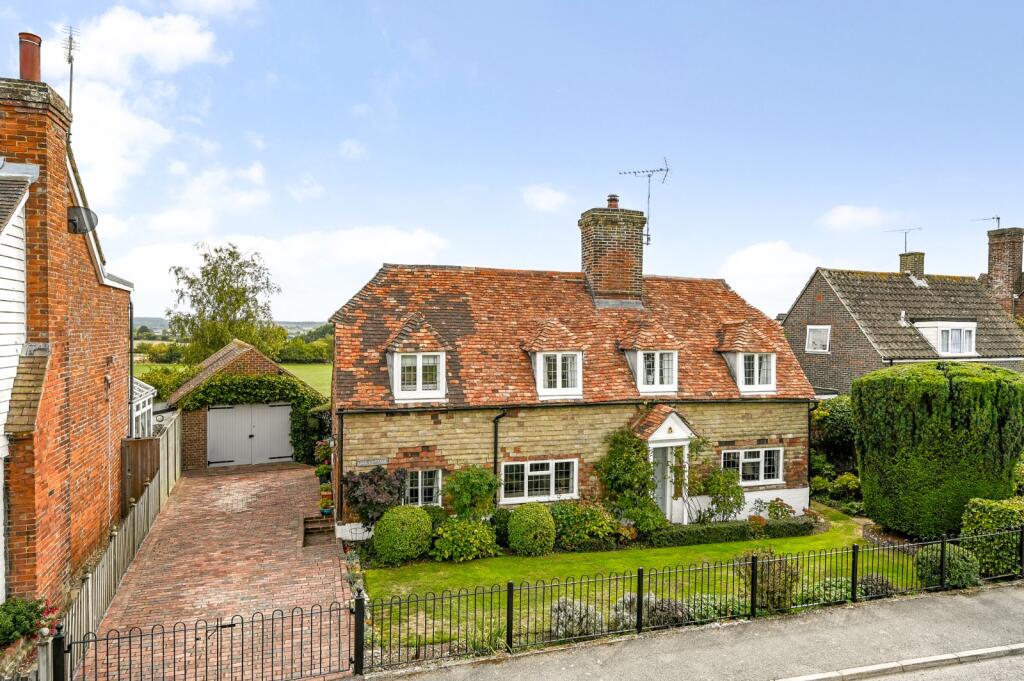 Main image of property: The Lees, Boughton Lees, Ashford, Kent, TN25