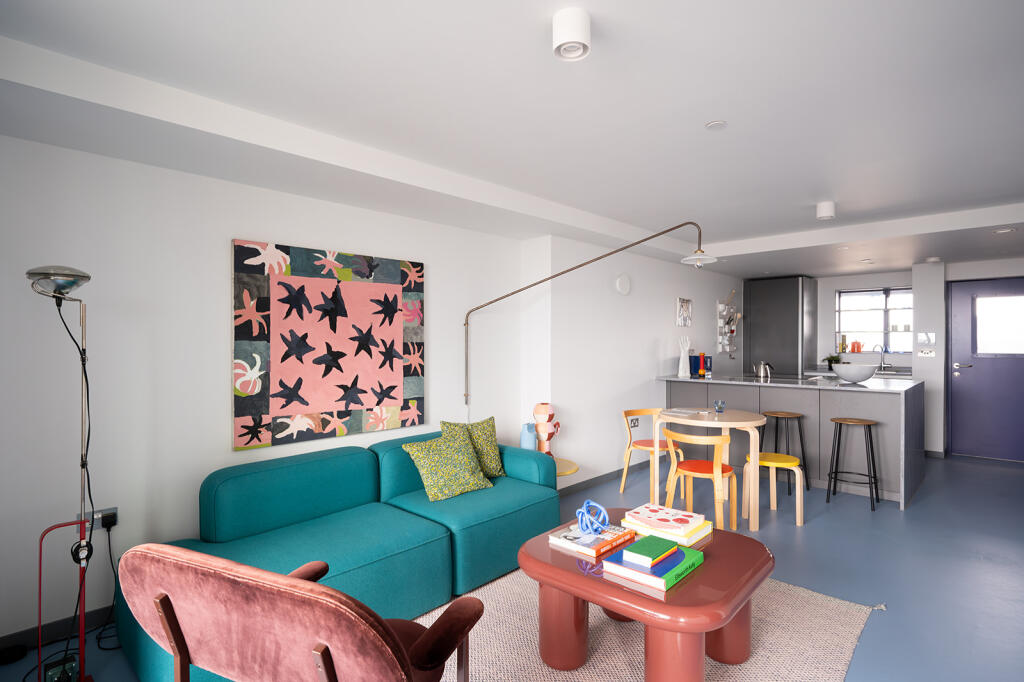 Main image of property: Balfron Tower, St Leonards Road, London, E14 0XU