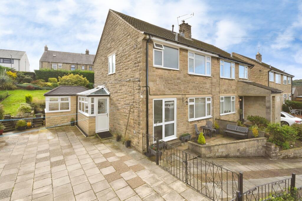 Main image of property: Holmesfield Close, Tansley, Matlock