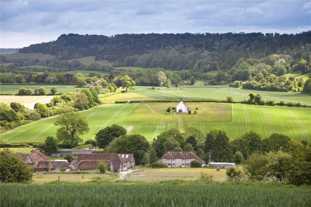 Main image of property: Heberdens Farm, Finchdean, Waterlooville, Hampshire, PO8