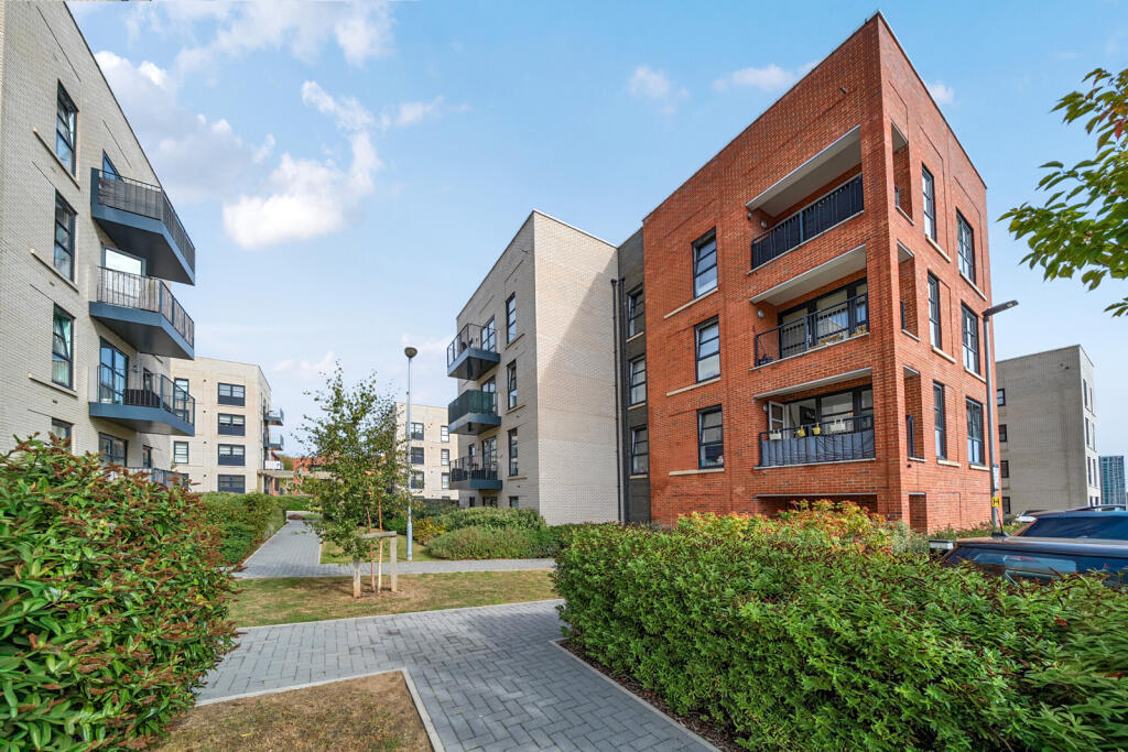 Main image of property: Eastern Avenue, Western Cross, Ebbsfleet Valley