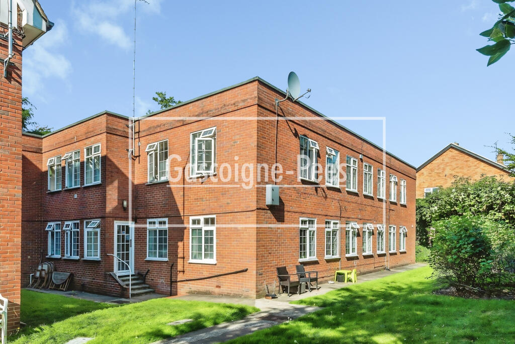 Main image of property: Leatherhead KT22 8TD
