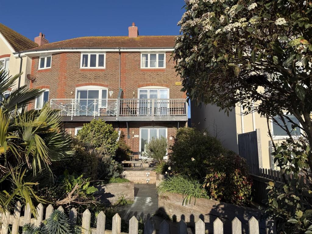 Main image of property: Mariners Quay, Littlehampton