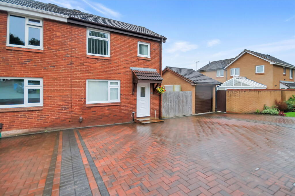 Main image of property: Moresby Close, Murdishaw, Runcorn, WA7 6HW