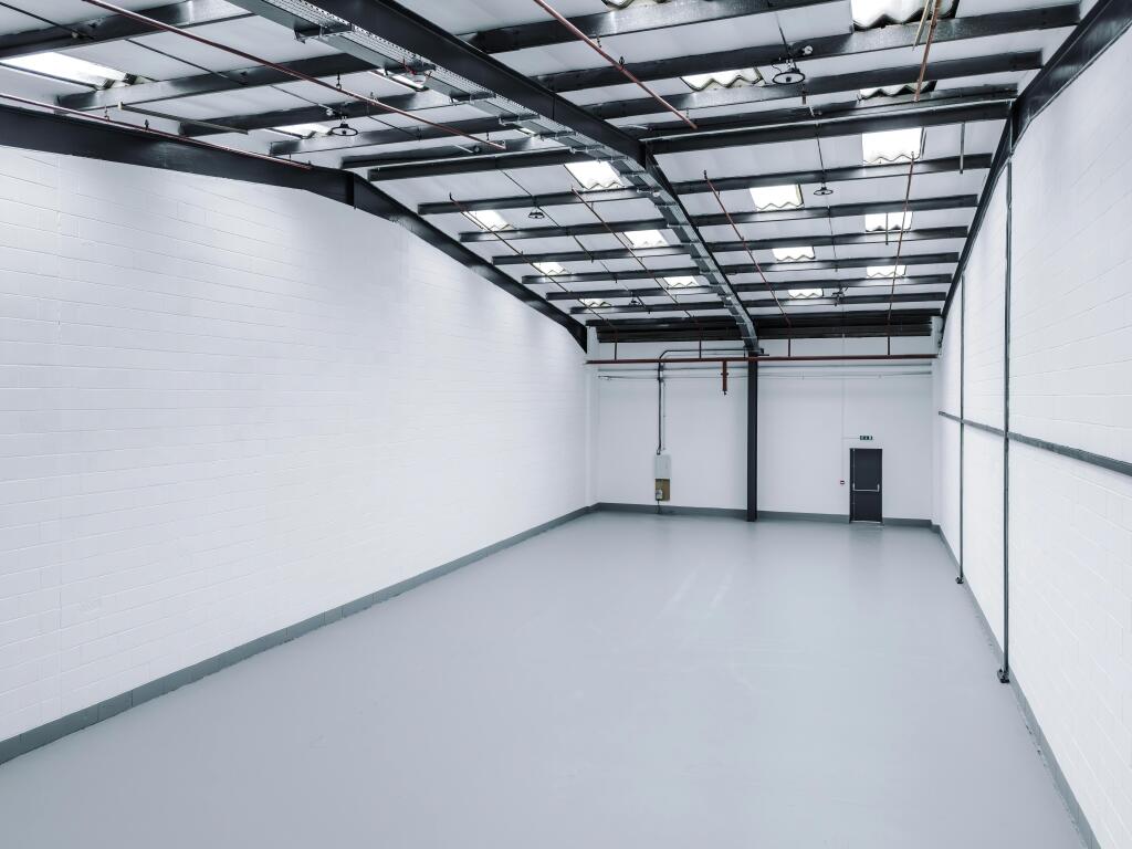 UnitA6,BartonBusinessPark-Mileway-17.jpg
