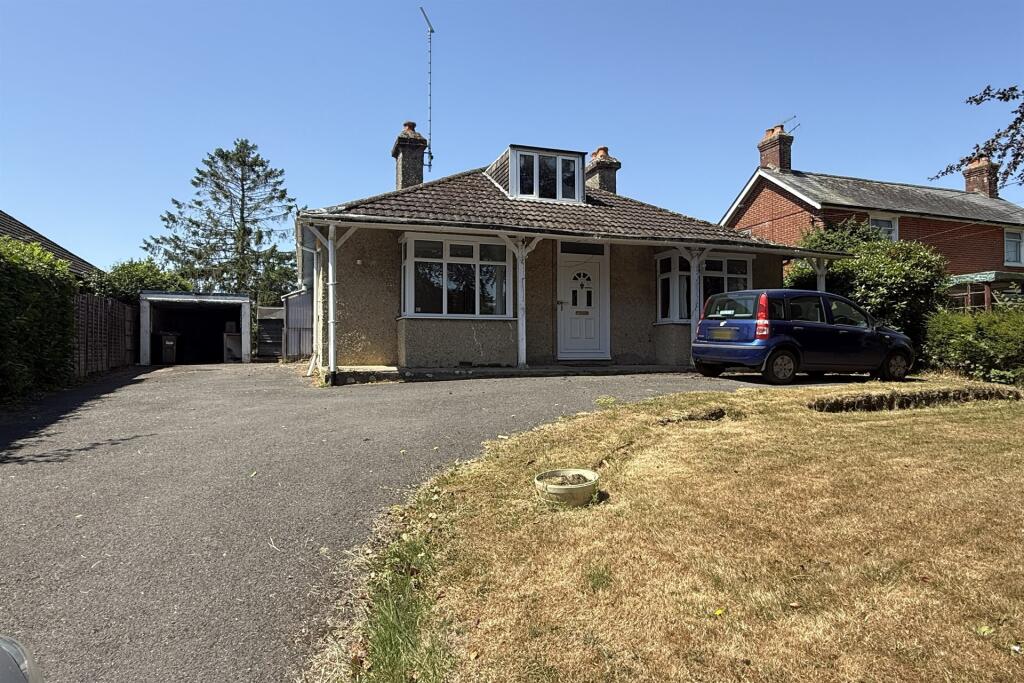 Main image of property: Sandleheath