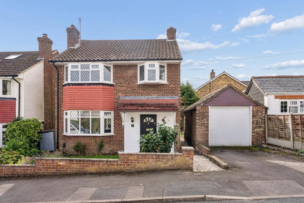 Main image of property: Laurel Road, Chalfont St. Peter, Buckinghamshire, SL9