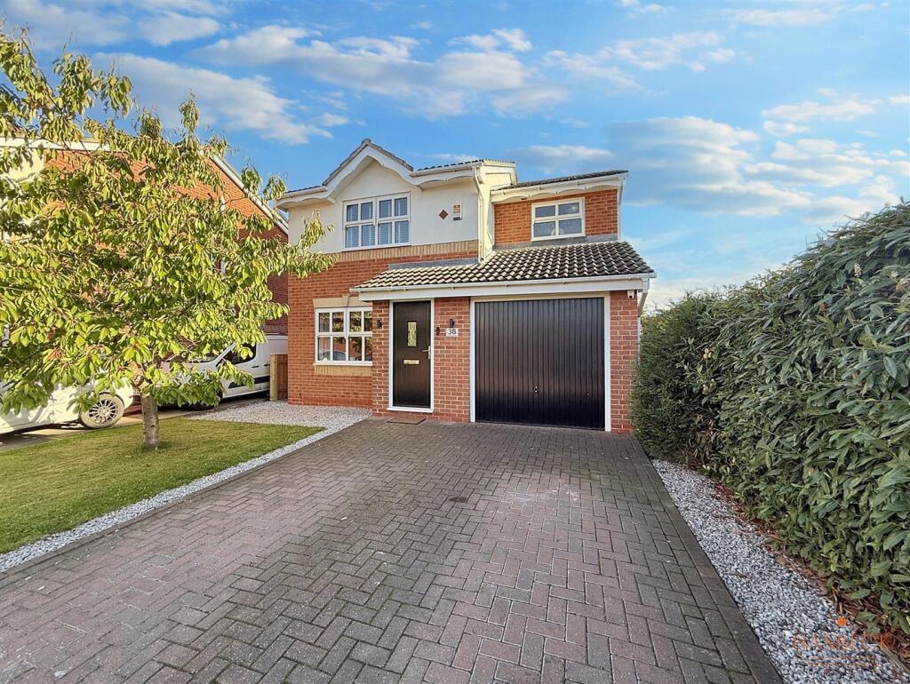 Main image of property: Sovereign Way, Kingswood