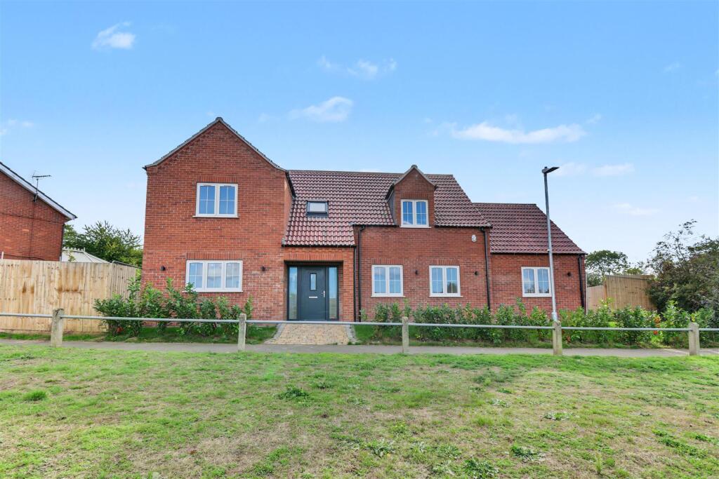 Main image of property: West Garth, Nettleton