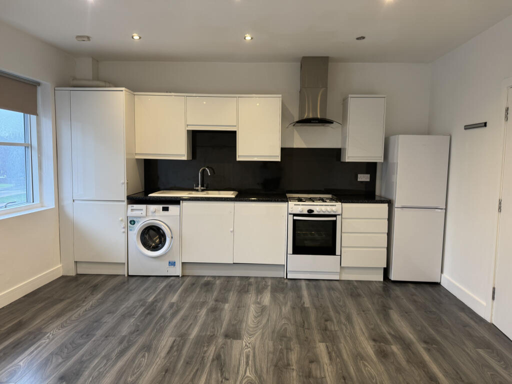 Main image of property: No Deposit Option Available, Chase Cross Road, Romford, Essex, RM5
