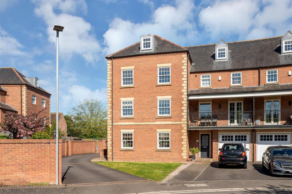 Main image of property: The Waterfront, Newark