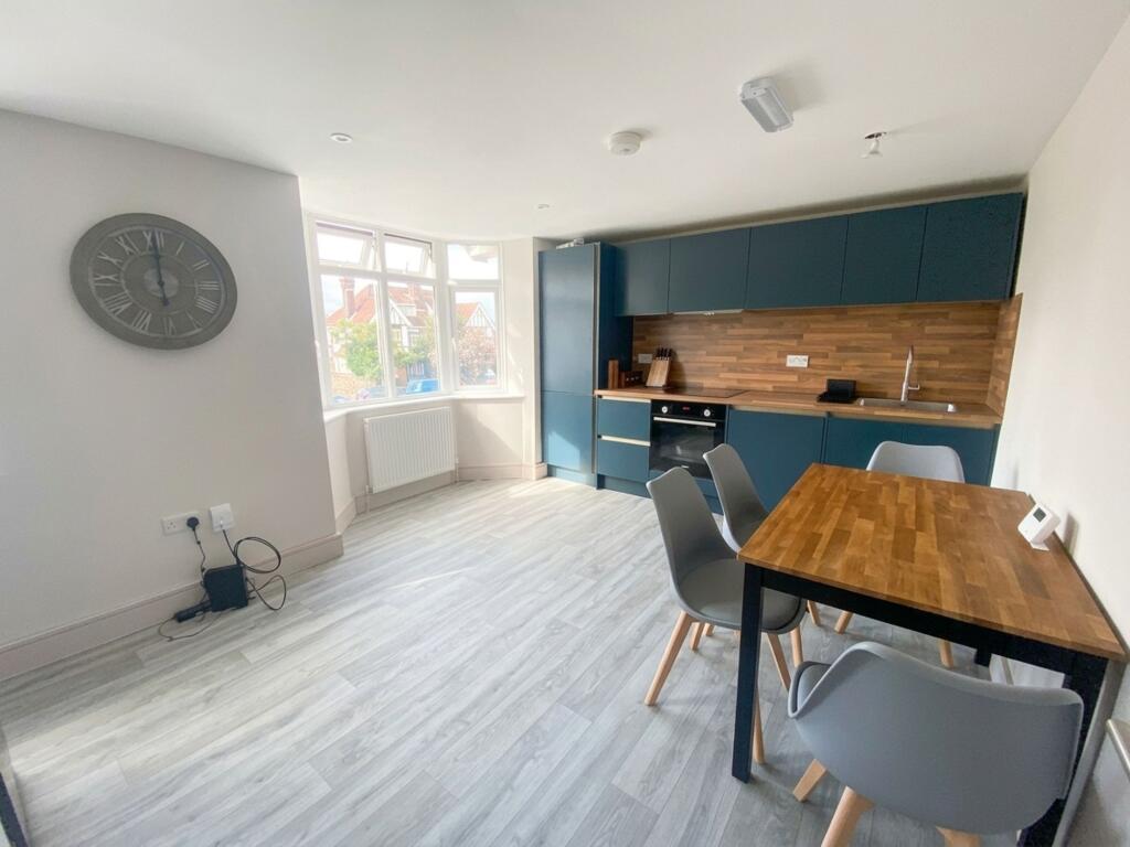 Main image of property: 46 Broadwater Road, Worthing, BN14