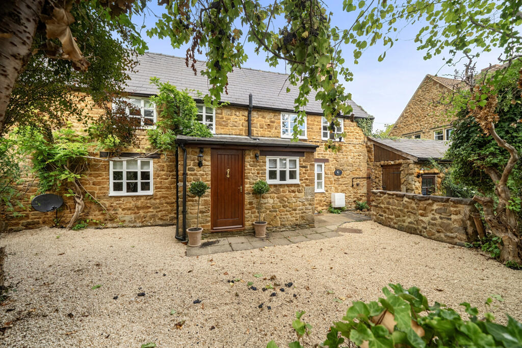 Main image of property: Rose Bank, Bloxham, OX15