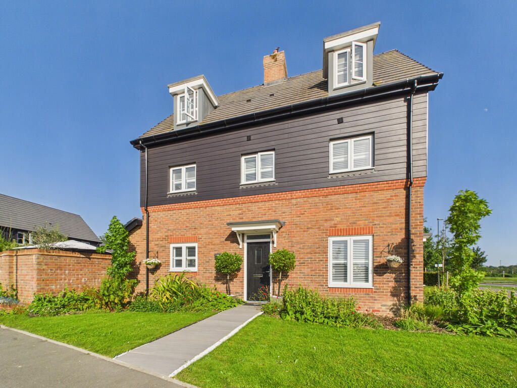 Main image of property: Oriel Road, Horsham 