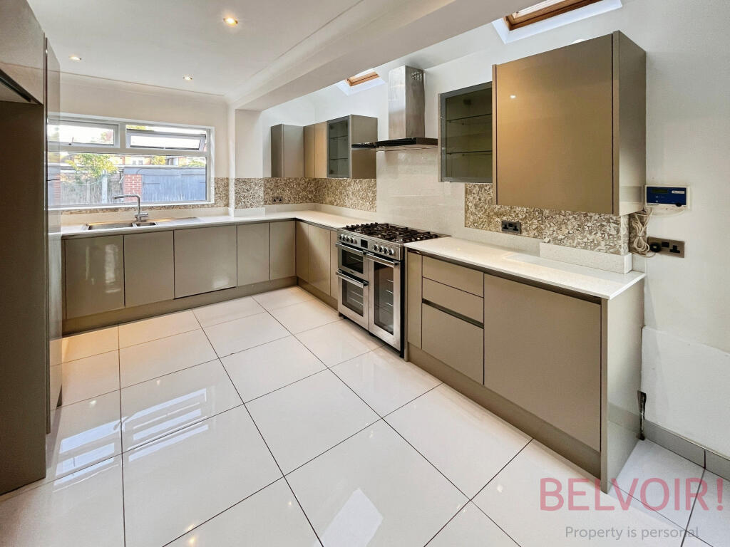 Main image of property: Newlyn Drive, Wollaton, Nottingham, NG8