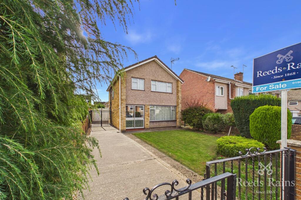 Main image of property: Portland Close, North Anston, Sheffield, South Yorkshire, S25