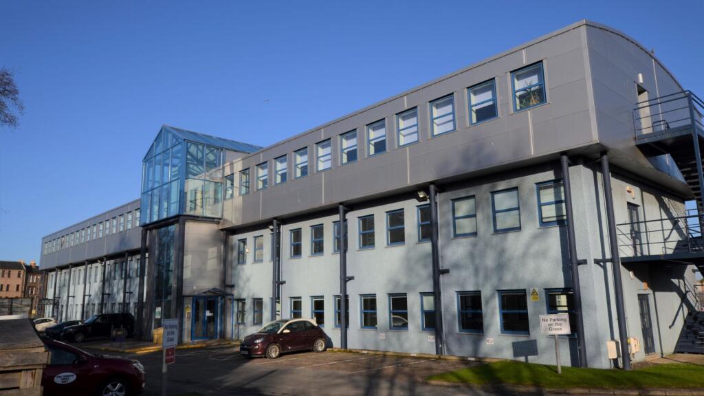 Main image of property: 1B/3, Harbour Point, Newhailes Road
