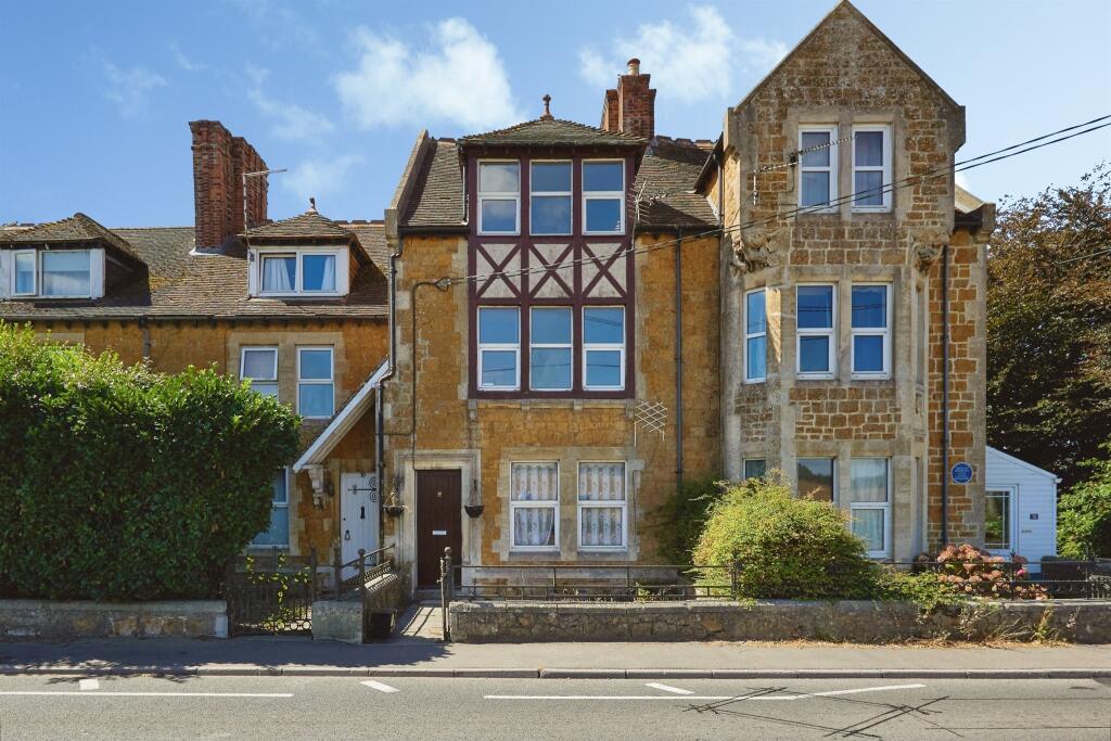Main image of property: Cumnock Terrace, Castle Cary