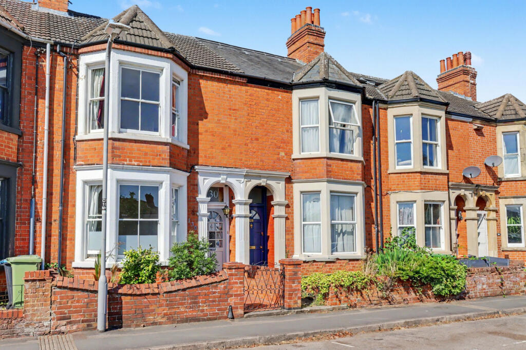 Main image of property: Cambridge Street, Milton Keynes