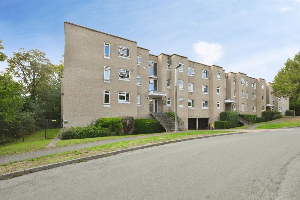 Main image of property: Rawdon Drive, Hoddesdon