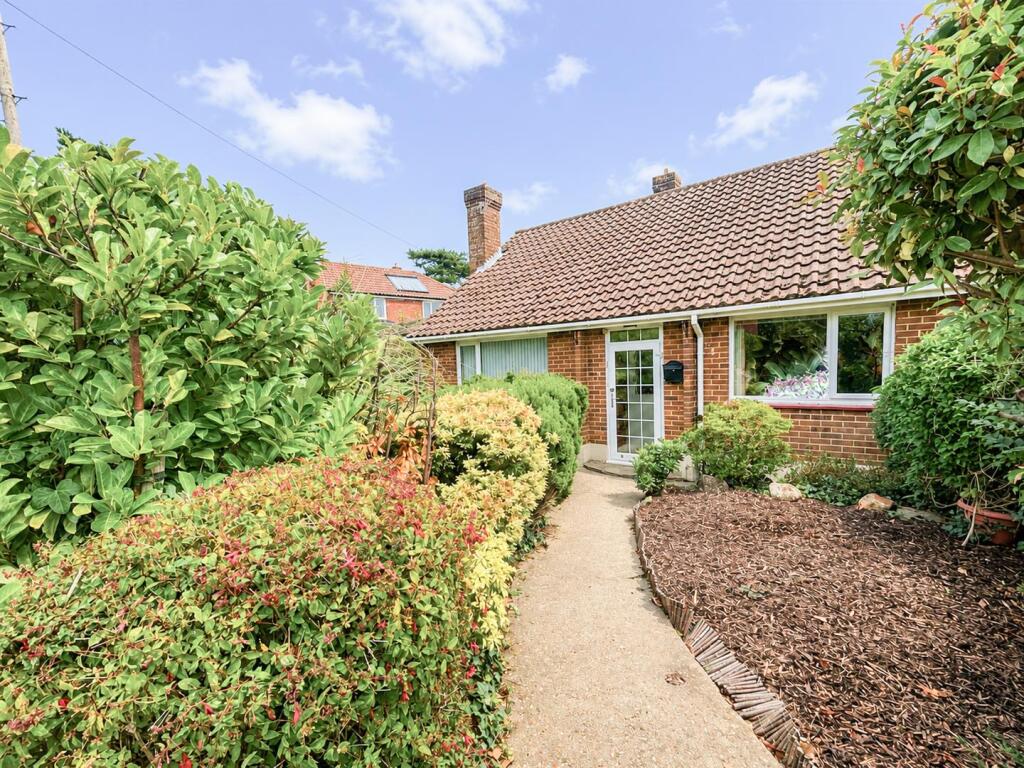 Main image of property: Oakwood Close, Hastings, TN34 2JF