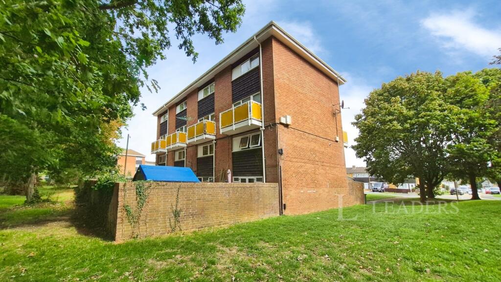 Main image of property: Bishopsfield Road, Fareham, Hampshire