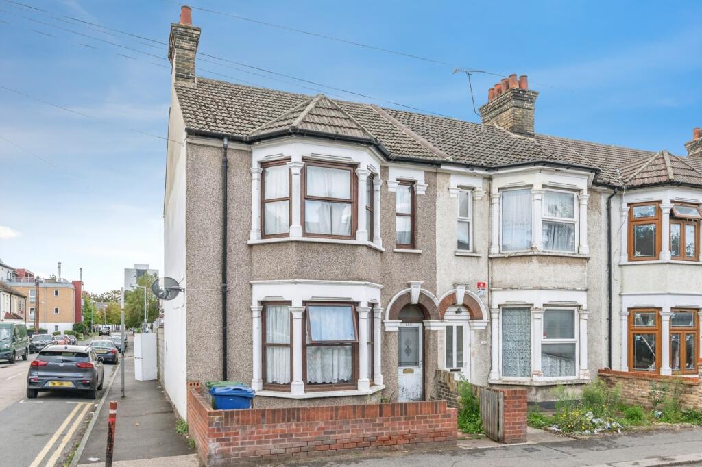 Main image of property: Clarence Road, Grays, Essex, RM17