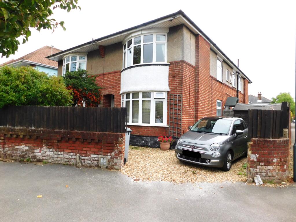 Main image of property: Christchurch Road, Bournemouth, 