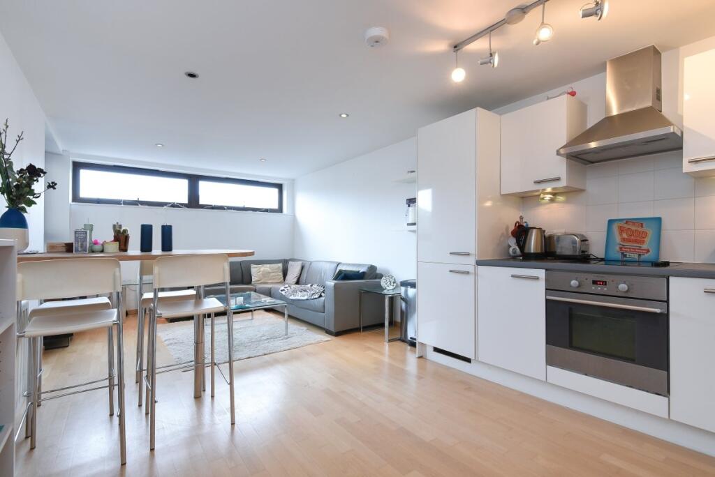 Main image of property: Petergate, Battersea, London, SW11