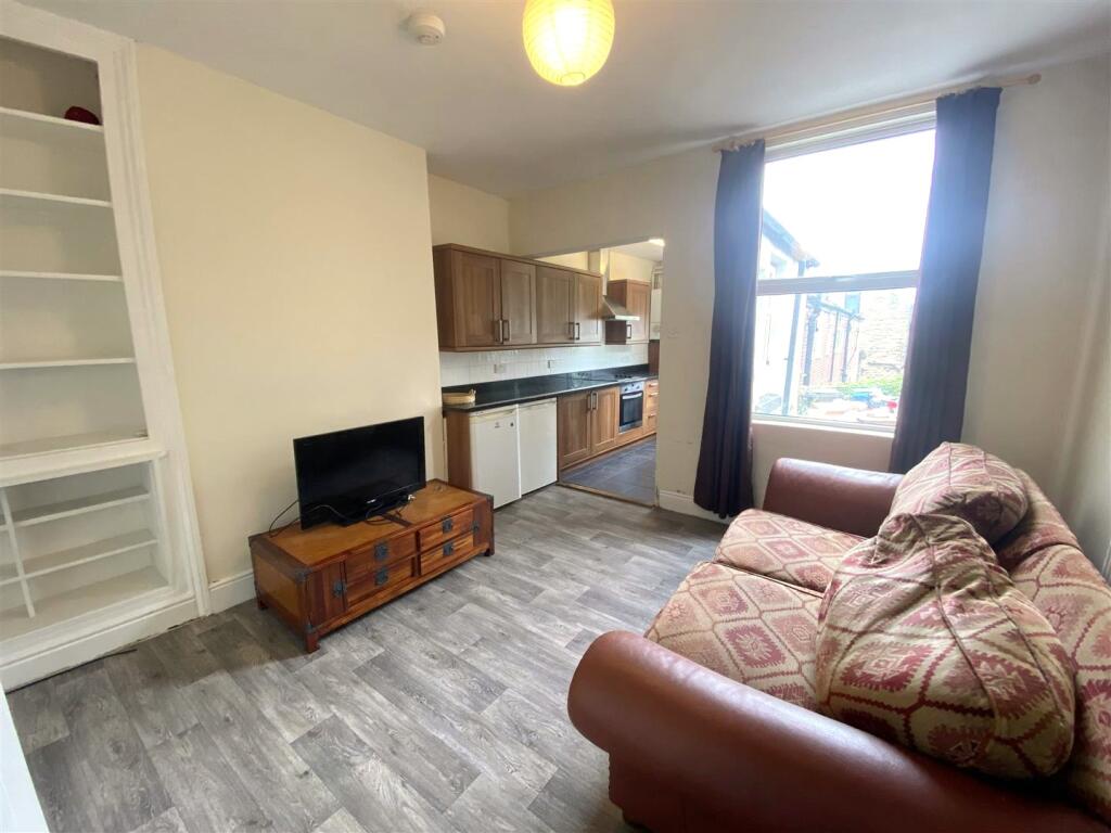 Main image of property: 126 Fulton Road, Sheffield