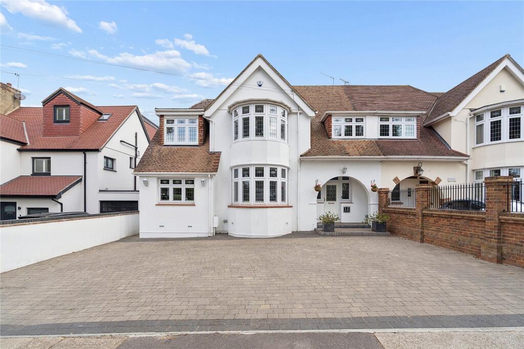 Main image of property: Mavis Grove, Hornchurch, RM12