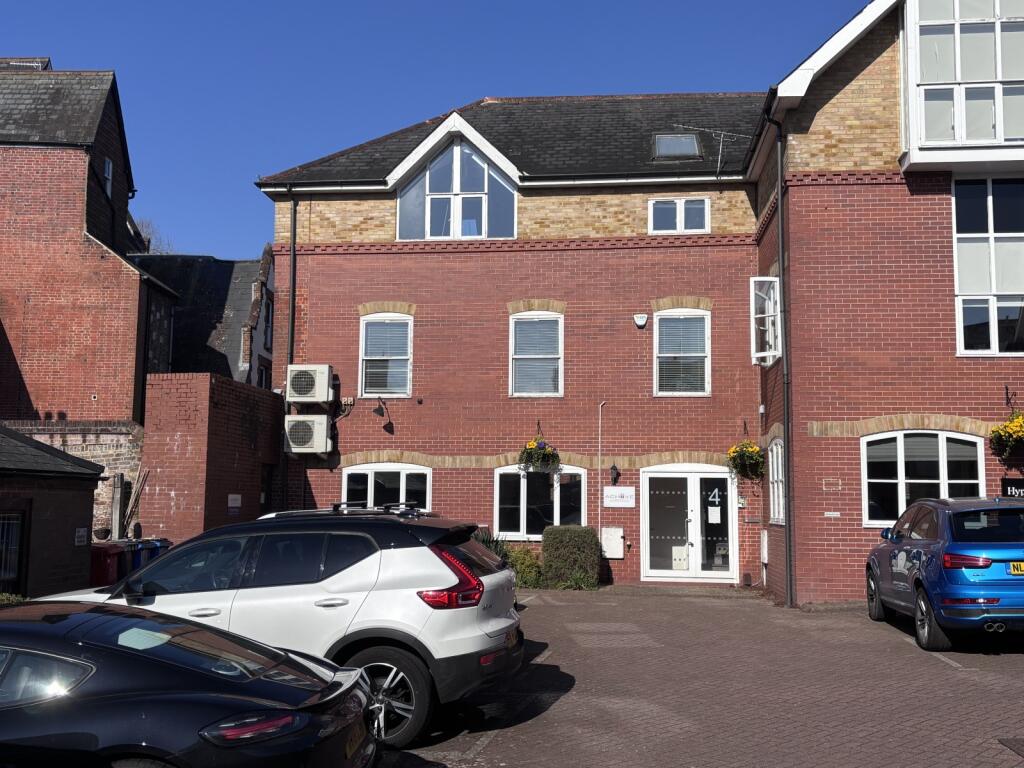 Main image of property: Charlecote Mews, Staple Gardens, Winchester, Hampshire, SO23