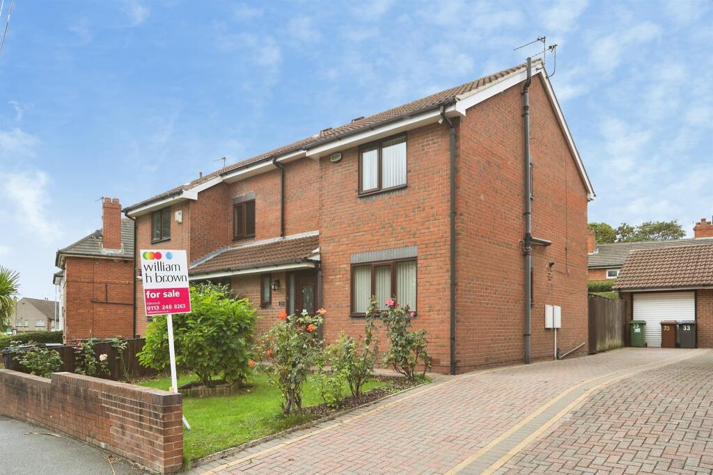 Main image of property: Dib Lane, Leeds