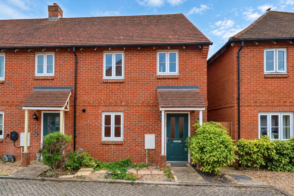 Main image of property: Kingshill Court, High Wycombe, Buckinghamshire, HP13