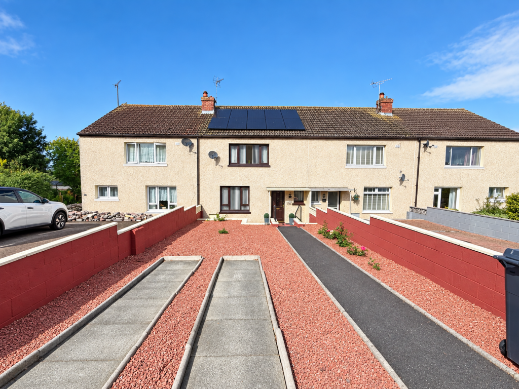 Main image of property: 31 Larchfield Road, Dumfries, DG1 4HT