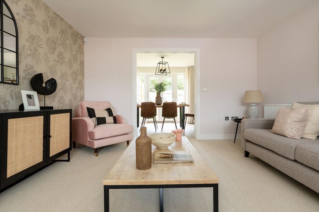 Main image of property: Cilgant Ceinwen,
Sebastopol,
NP44 1FA
