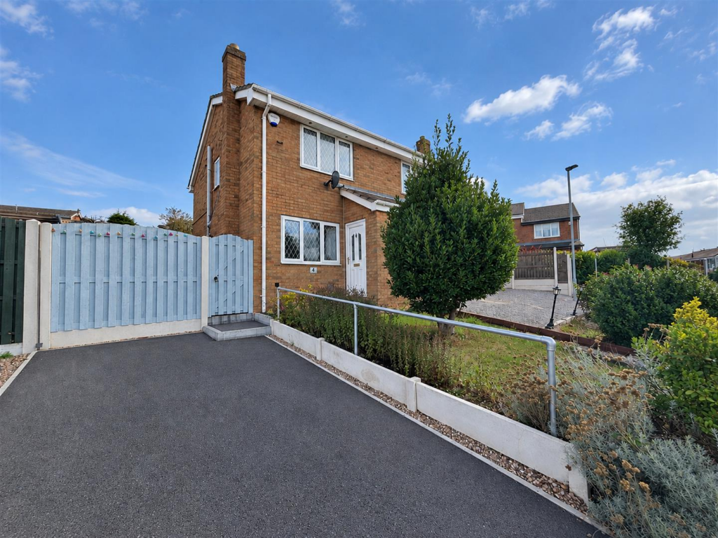 Main image of property: Eshton Court, Mapplewell, Barnsley