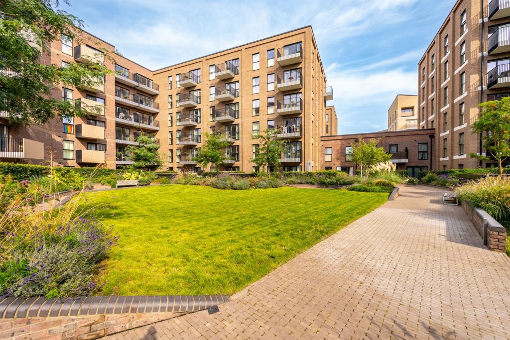 Main image of property: Kenavon Drive, Reading, RG1