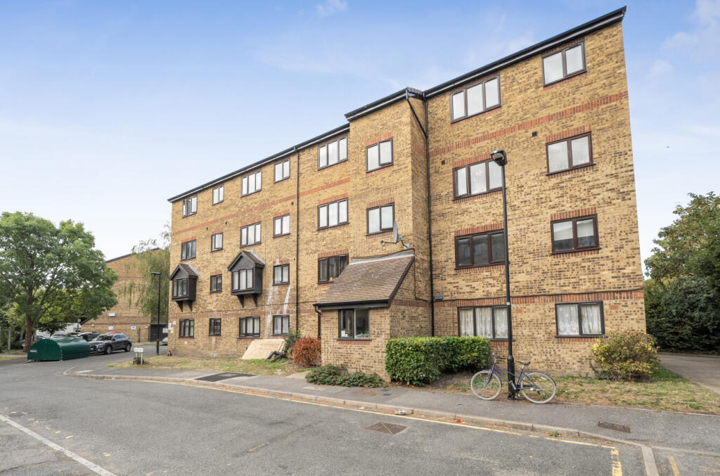 Main image of property: Caradon Close, London