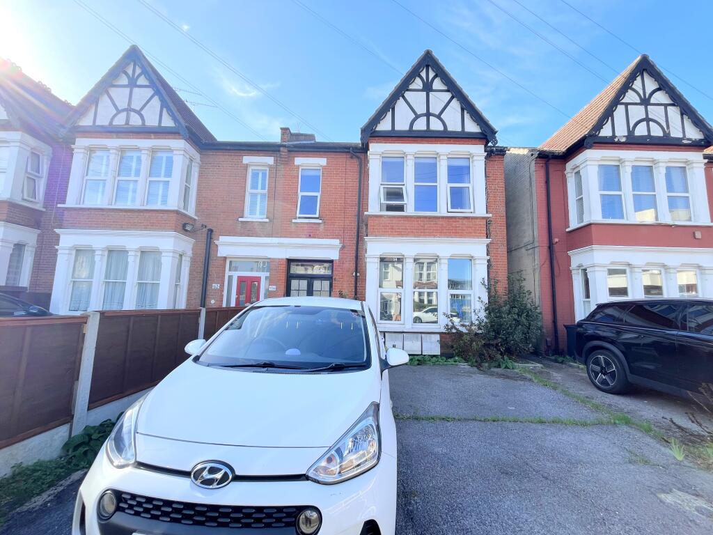 Main image of property: Finchley Road, Westcliff-on-sea, Southend-on-sea